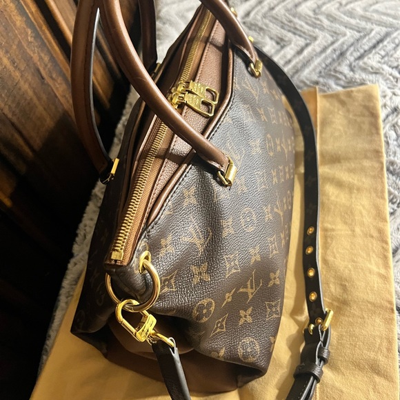 💥SOLD💥LV Pallas MM - Picture 3 of 16